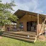 Camping Mobil-home 6 Pers Avec Terrasse à - Api-1-52-325 *